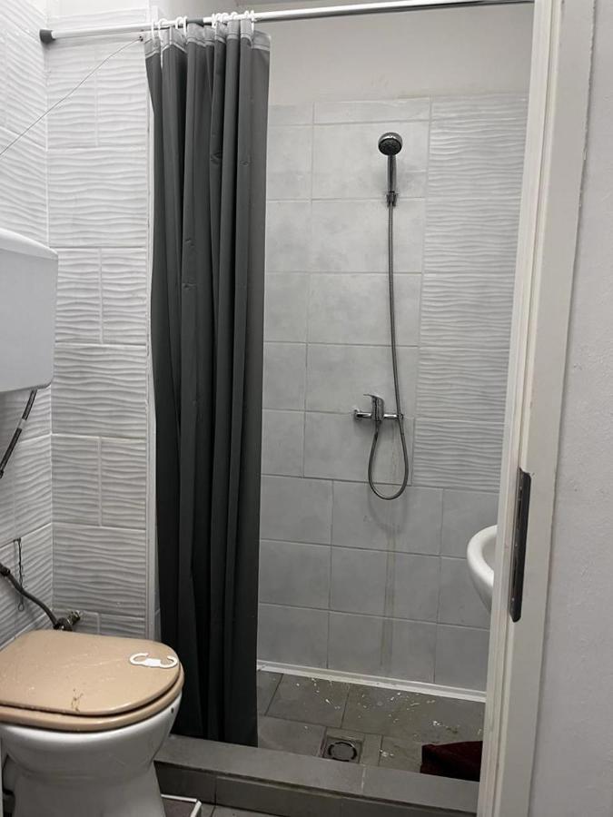 Downtown Fine-Tuned 2 Bedroom + Livingroom Apartment Th.32.1.3 솜버트헤이 외부 사진